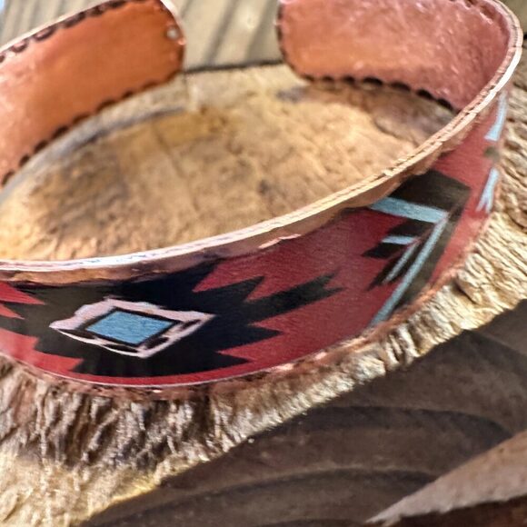 Handmade Boho Native American Aztek Copper Narrow Cuff Bracelet, Red, Gift Box - Picture 4 of 10